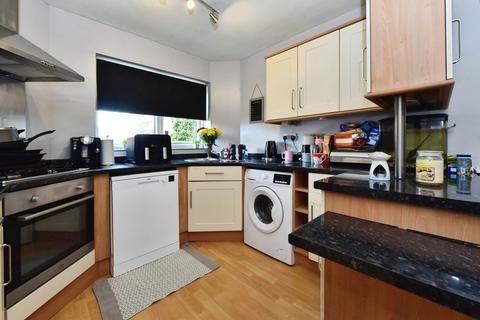 3 bedroom end of terrace house for sale, Elm Grove, Rotherham, South Yorkshire, S61