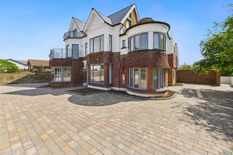 2 bedroom flat for sale, Stone Road, Broadstairs, CT10
