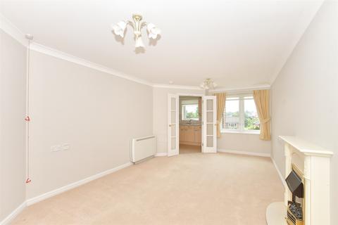 1 bedroom ground floor flat for sale, Grange Road, Uckfield, East Sussex
