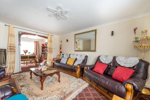 undefined, Gurney Close, Stratford, London, E15