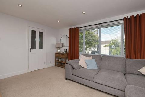 117 Oak Place, Mayfield, Dalkeith, EH22 5NB