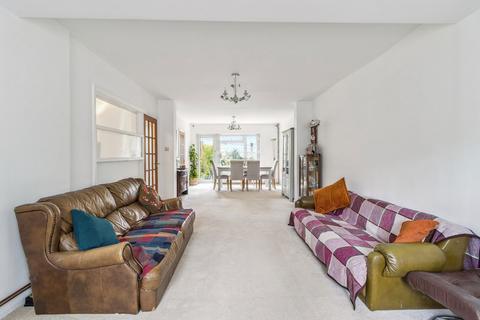 5 bedroom detached house for sale, Birchmead Avenue, Pinner, HA5