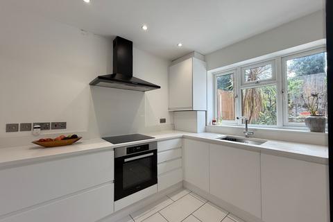 20 Colwall Walk, Birmingham, B27 6EJ