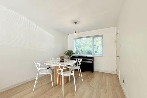 20 Colwall Walk, Birmingham, B27 6EJ