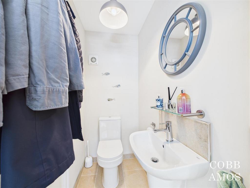 CAM02803 G0-PR0212-STILL020.jpg