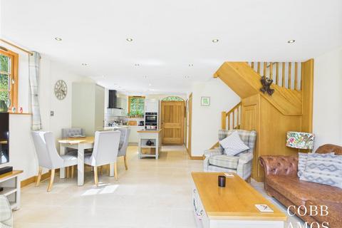 2 bedroom detached house for sale, Lyonshall