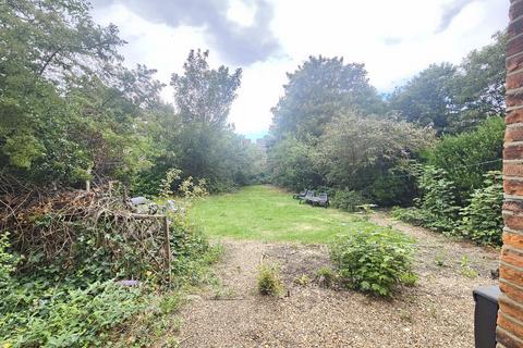 1 bedroom flat to rent, Bromley Road, London SE6