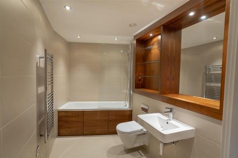 1 bedroom apartment for sale, Candle House, Wharf Approach, Leeds LS1
