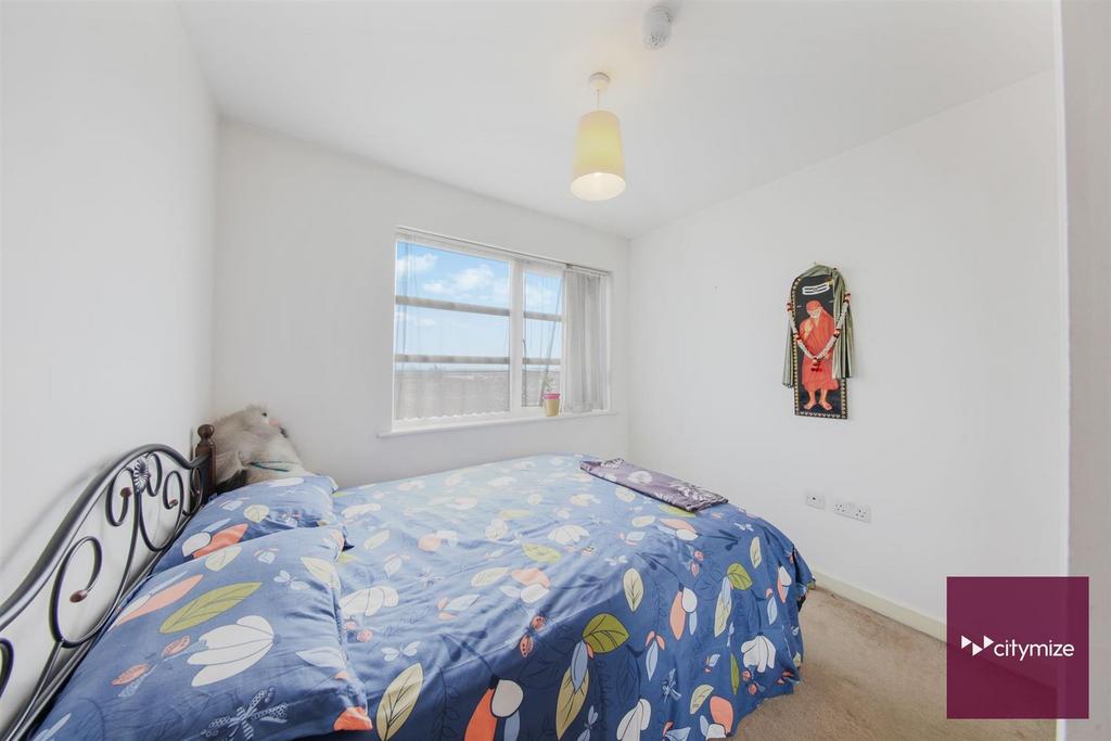 Bedroom 2 with En-suite