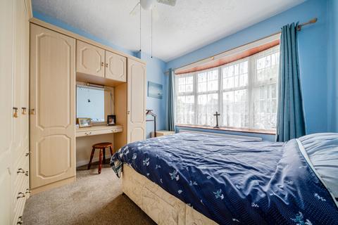 4 bedroom bungalow for sale, St. Johns Road, Welling