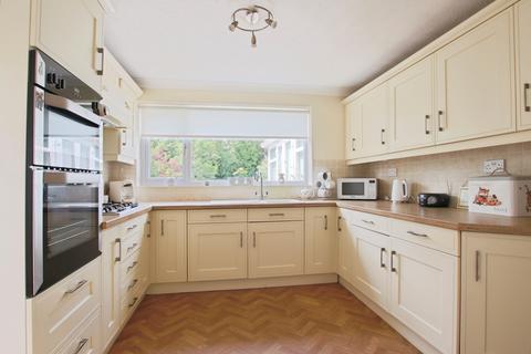 4 bedroom detached house for sale, Neville Garth, Hedon, Hull, HU12 8NW