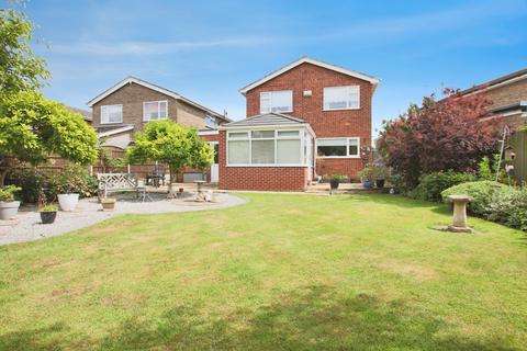 4 bedroom detached house for sale, Neville Garth, Hedon, Hull, HU12 8NW