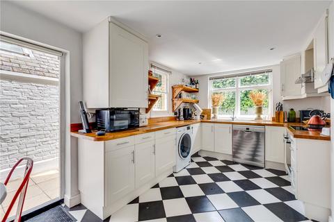 5 bedroom terraced house to rent, Burnthwaite Road, London, SW6