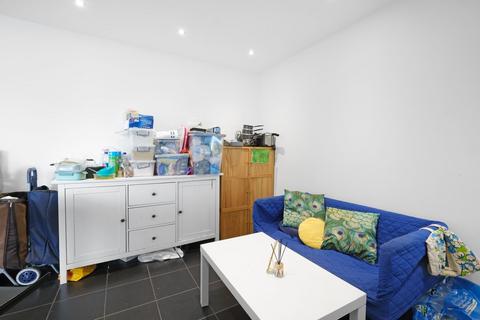5 bedroom terraced house for sale, Breaks Road, Hatfield