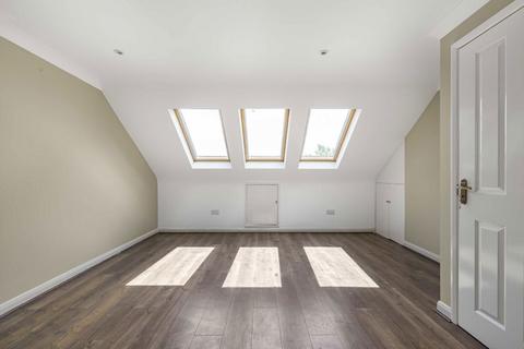 4 bedroom terraced house to rent, Tangier Road, Richmond TW10