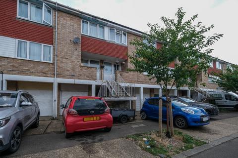 5 bedroom terraced house for sale, Breaks Road, Hatfield
