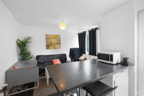 5 bedroom terraced house for sale, Breaks Road, Hatfield