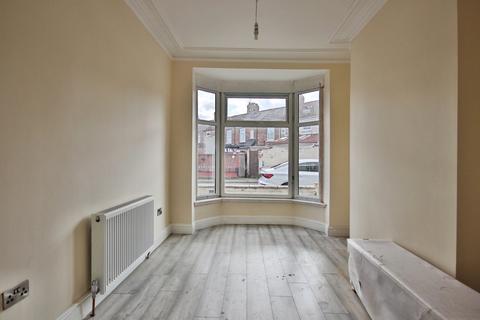 2 bedroom terraced house for sale, Severn Street, Hull, , HU8 8TH