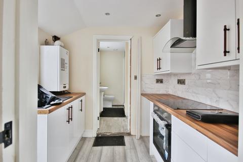 2 bedroom terraced house for sale, Severn Street, Hull, , HU8 8TH