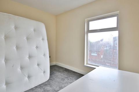 2 bedroom terraced house for sale, Severn Street, Hull, , HU8 8TH
