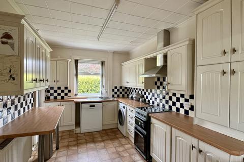 Glendene Kirkbrae Road, New Galloway, Castle Douglas, DG7 3RR