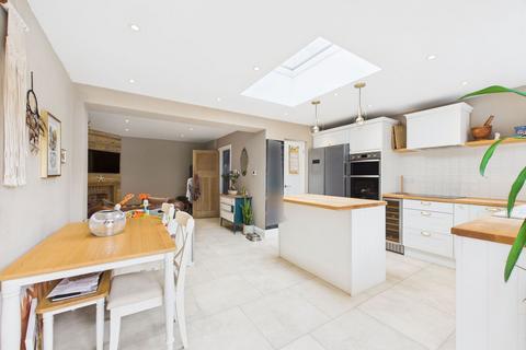 11 Mandeville Road, Canterbury, CT2 7HB
