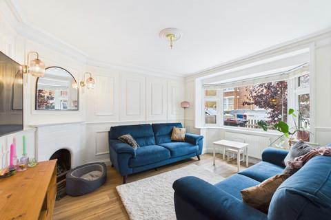 11 Mandeville Road, Canterbury, CT2 7HB