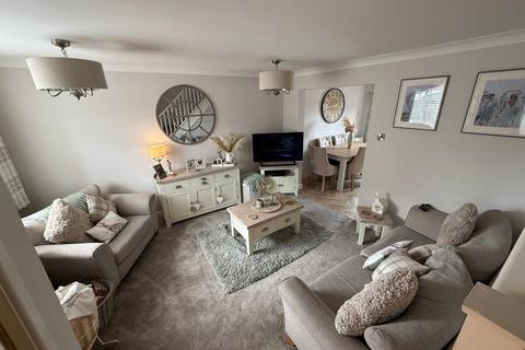 80 Clos Ysbyty, Cimla, Neath, SA11 3PL