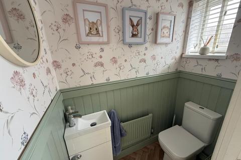 80 Clos Ysbyty, Cimla, Neath, SA11 3PL