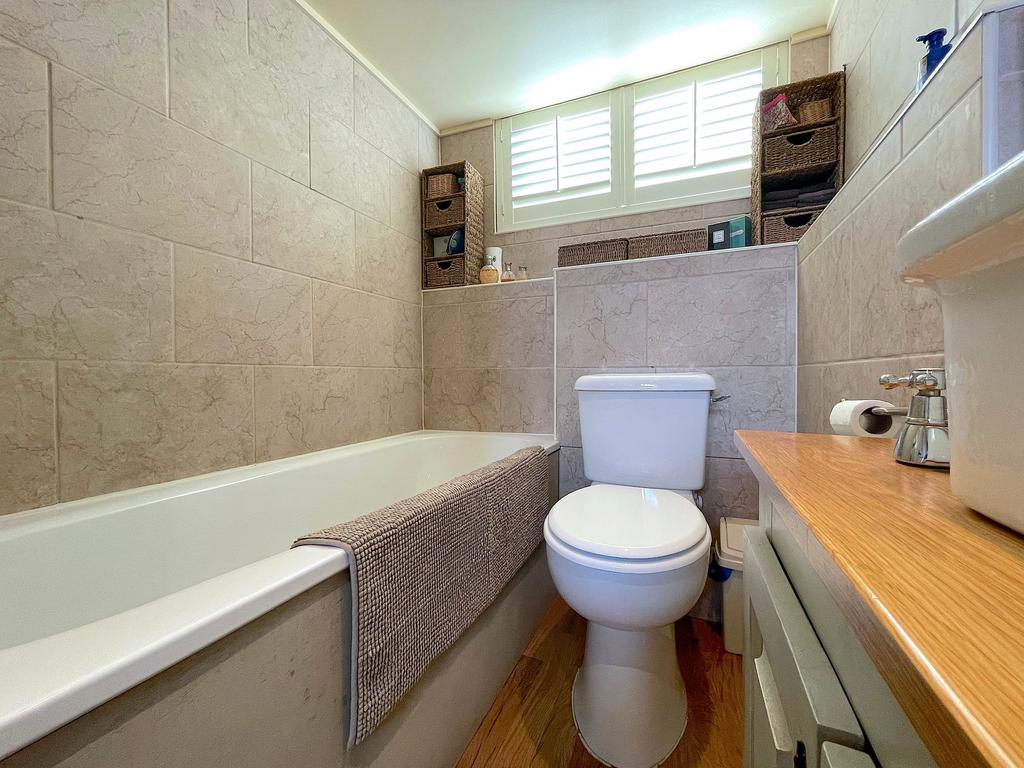 Bathroom (2)
