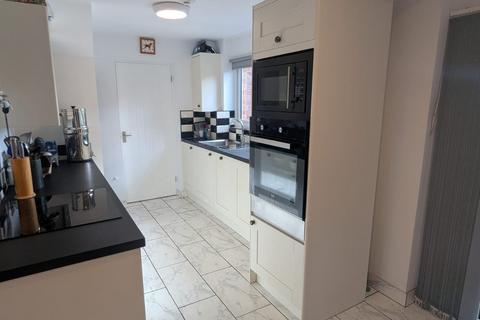 4 bedroom semi-detached house for sale, Woodbury Avenue, Wells, BA5
