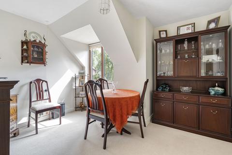 2 bedroom apartment for sale, Kings End, Bicester, OX26