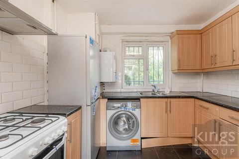 3 bedroom flat for sale, Newington Green Road, London