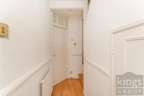 3 bedroom flat for sale, Newington Green Road, London