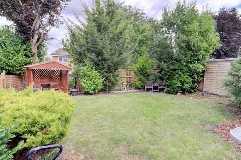 3 bedroom end of terrace house for sale, Campbells Ride, Holmer Green HP15