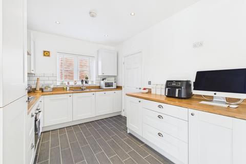 12 Cricketers Way, Oundle, Peterborough, PE8 4JU