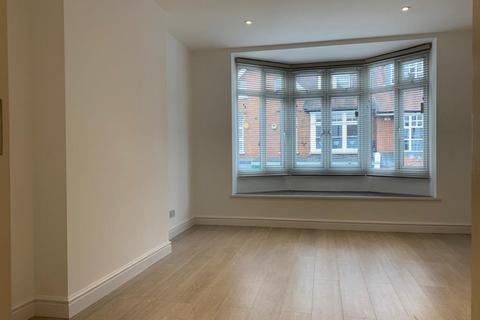 undefined, The Parade, Claygate, Esher, Surrey, KT10