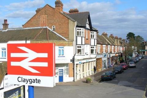 undefined, The Parade, Claygate, Esher, Surrey, KT10