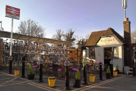 undefined, The Parade, Claygate, Esher, Surrey, KT10