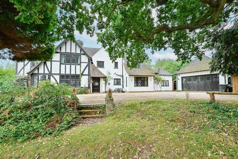 Abbots Road, Watford, Abbots Langley, WD5