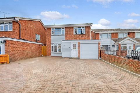 4 bedroom detached house for sale, Goldsworthy Drive, Great Wakering, Southend-on-Sea, Essex, SS3