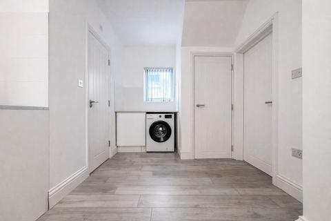 undefined, (Bills Included) Modern 1 Bedroom Flat To Let - HP11