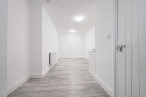 undefined, (Bills Included) Modern 1 Bedroom Flat To Let - HP11