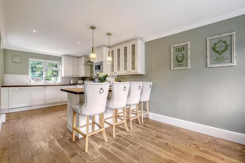 3 bedroom semi-detached house for sale, Jacksons Lane, Billericay