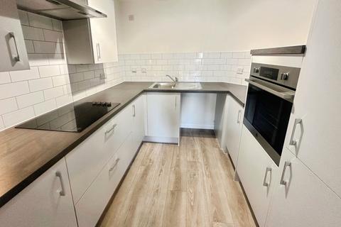 2 bedroom retirement property for sale, Austen Lodge, Basingstoke RG21
