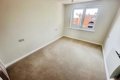 2 bedroom retirement property for sale, Austen Lodge, Basingstoke RG21