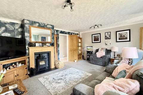 4 bedroom detached house for sale, High Street, Dilton Marsh