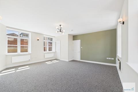 1 bedroom apartment for sale, Second Floor Flat, 17 St James Street