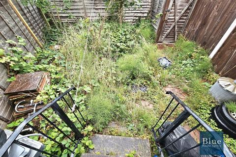 17 Ambleside Drive, Feltham, TW14 9QQ