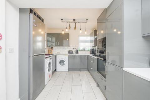 undefined, Lewis Street, Barry CF62